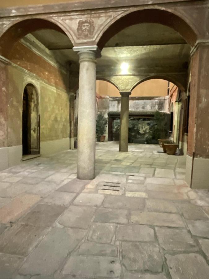 Apartment In 3 Minutes From Duomo Ingresso Via Dei Piatti Milano Exterior foto